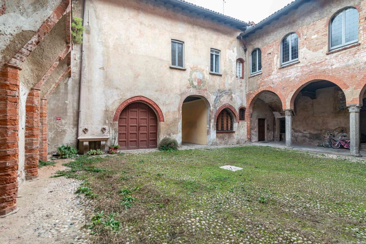 House Of Foscolo - Palazzo Cornazzani - By Host4U Apartment Pavia Exterior foto