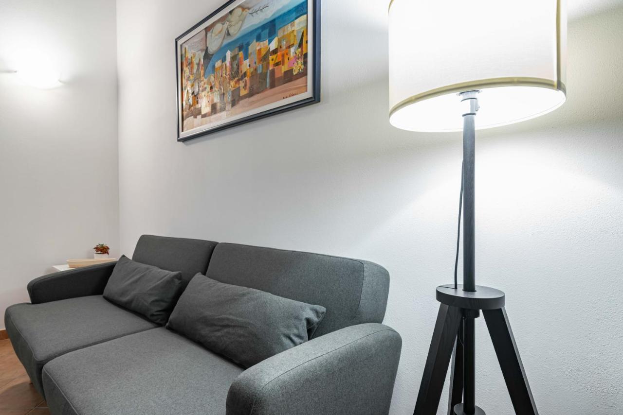 House Of Foscolo - Palazzo Cornazzani - By Host4U Apartment Pavia Exterior foto