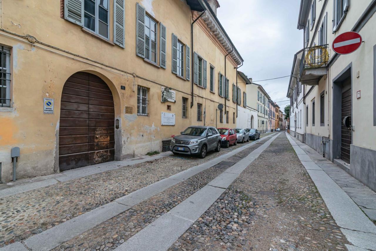 House Of Foscolo - Palazzo Cornazzani - By Host4U Apartment Pavia Exterior foto