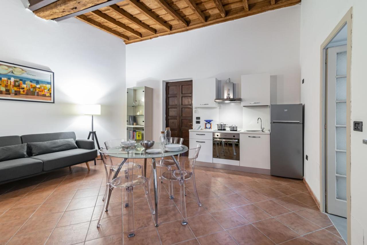 House Of Foscolo - Palazzo Cornazzani - By Host4U Apartment Pavia Exterior foto