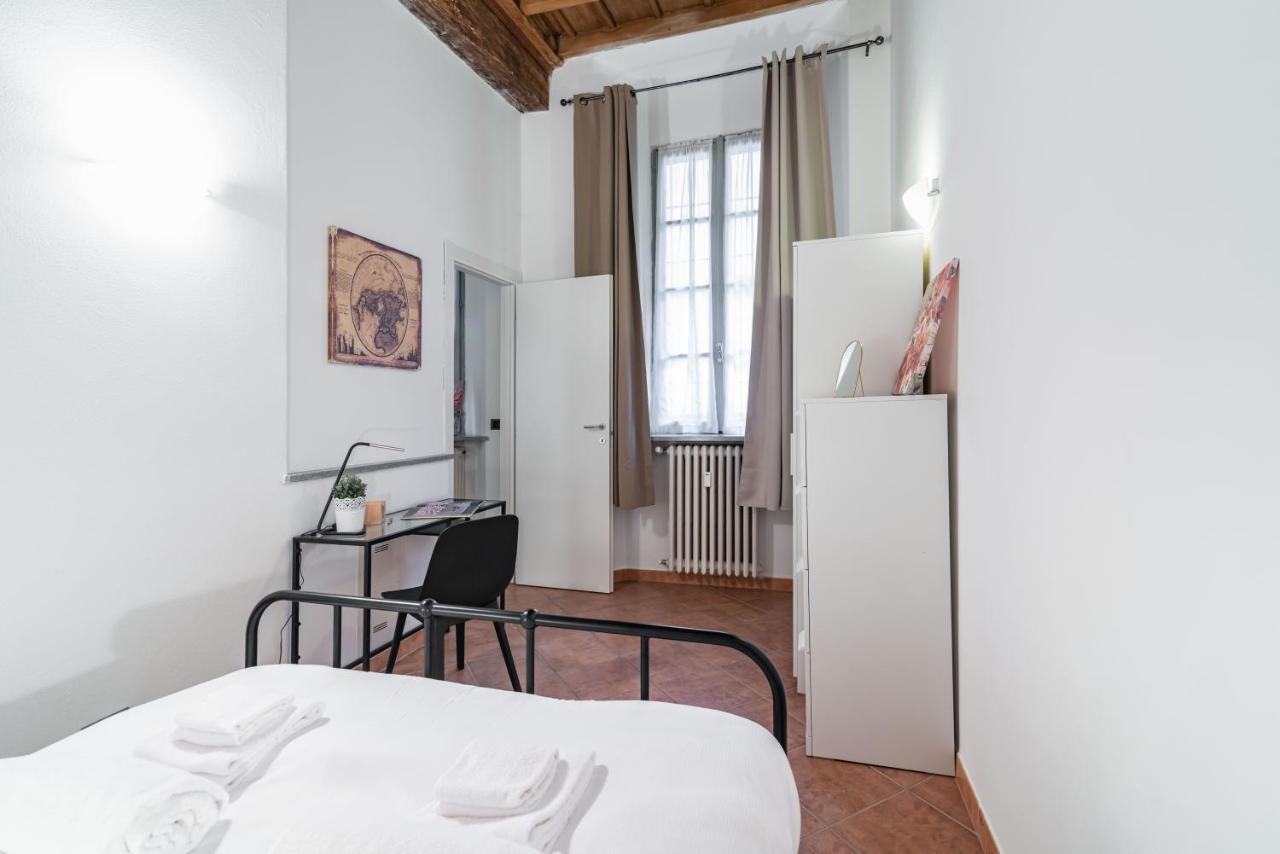 House Of Foscolo - Palazzo Cornazzani - By Host4U Apartment Pavia Exterior foto
