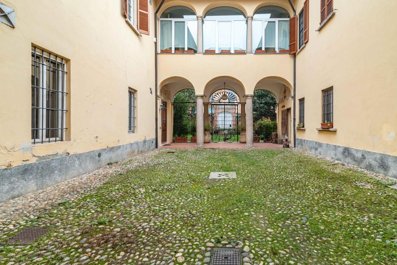 House Of Foscolo - Palazzo Cornazzani - By Host4U Apartment Pavia Exterior foto