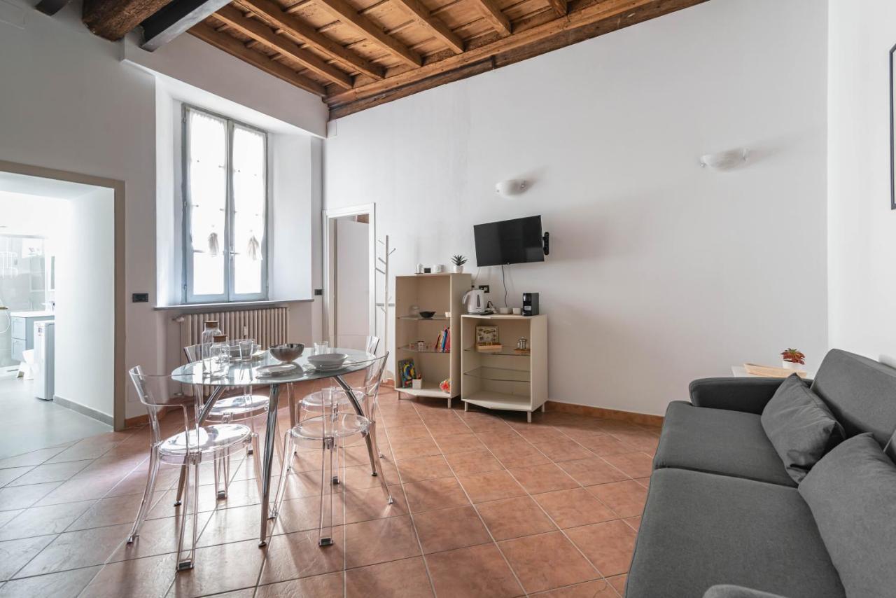 House Of Foscolo - Palazzo Cornazzani - By Host4U Apartment Pavia Exterior foto
